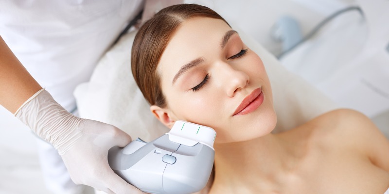 How Fat Freezing and HIFU Work Together? 4 book a personalised consultation of Fat Freezing and HIFU Together Beaconsfield
