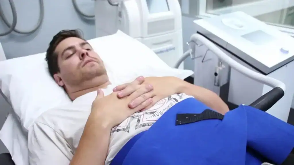 Transforming Bodies: Celebrity Success Stories and the Truth Behind Body Contouring 2 Image of male having body contouring Beaconsfield treatment